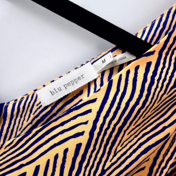 Blu Pepper > Melon Slip Dress w/ Large Bow Detail - Picture 7 of 8